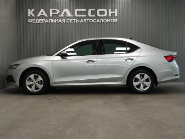 Skoda Octavia IV (A8) с пробегом 2021 года, цена 2 344 000 рублей, 29047 км, лифтбек, Автокод Объявления