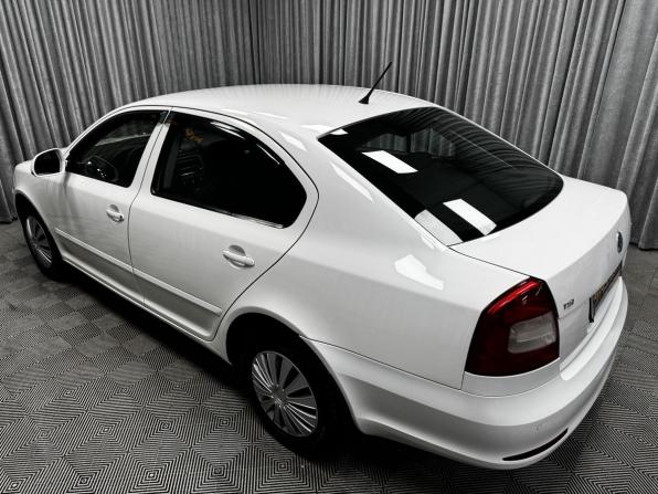 Skoda Octavia II (A5) Рестайлинг с пробегом 2012 года, цена 900 000 рублей, 239983 км, лифтбек, Автокод Объявления
