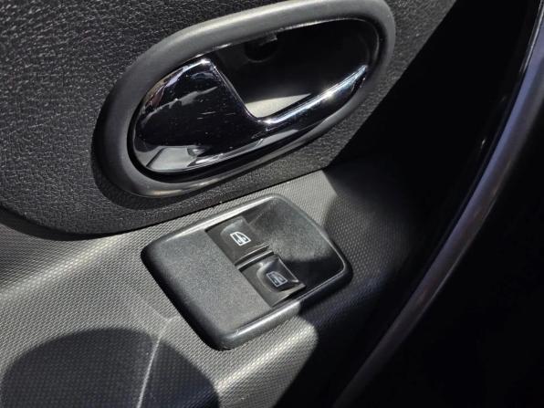 Renault Logan II с пробегом 2015 года, цена 525 000 рублей, 193000 км, седан, Автокод Объявления