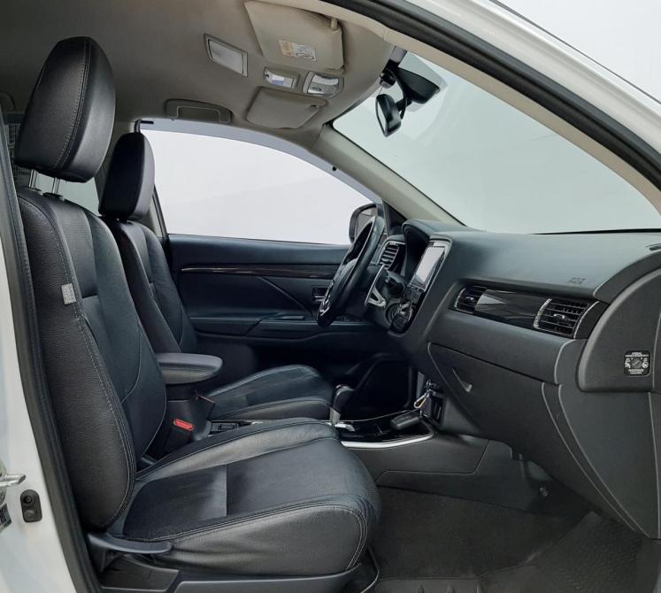 Mitsubishi Outlander III Рестайлинг 2 Москва  - изображение 11