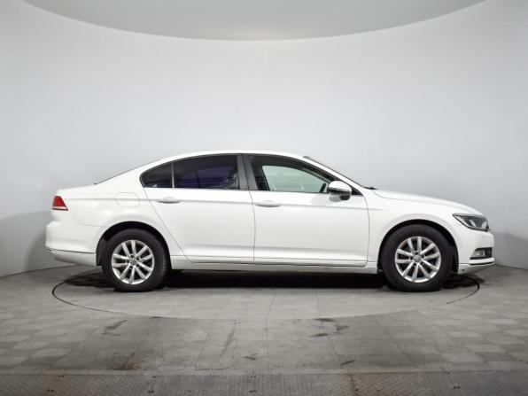 Volkswagen Passat B8 с пробегом 2015 года, цена 1 549 000 рублей, 147538 км, седан, Автокод Объявления