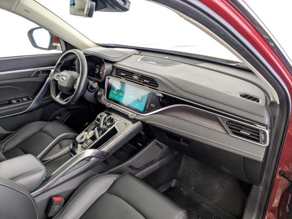 Geely Atlas Pro с пробегом 2023 года, цена 1 950 000 рублей, 67161 км, внедорожник, Автокод Объявления