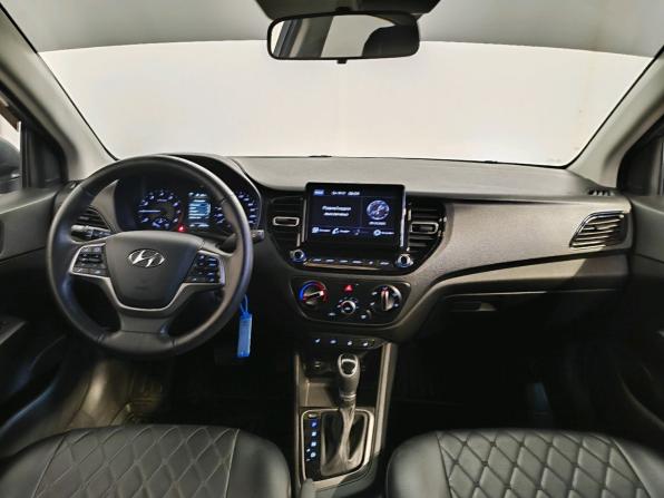 Hyundai Solaris II Рестайлинг с пробегом 2021 года, цена 1 669 000 рублей, 67438 км, седан, Автокод Объявления