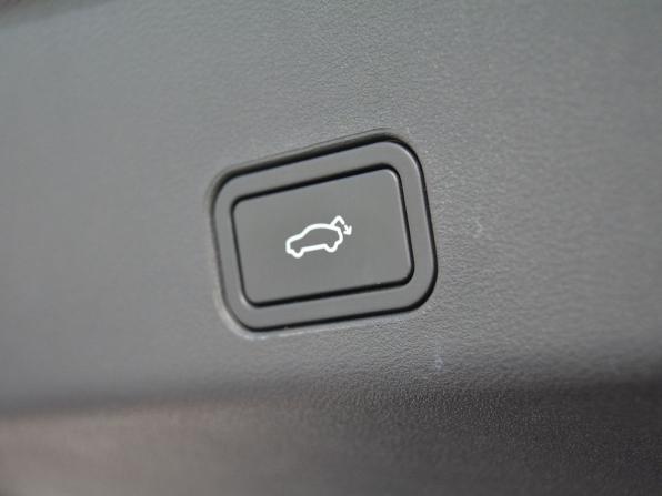 Geely Monjaro I с пробегом 2023 года, цена 3 380 000 рублей, 22958 км, внедорожник, Автокод Объявления