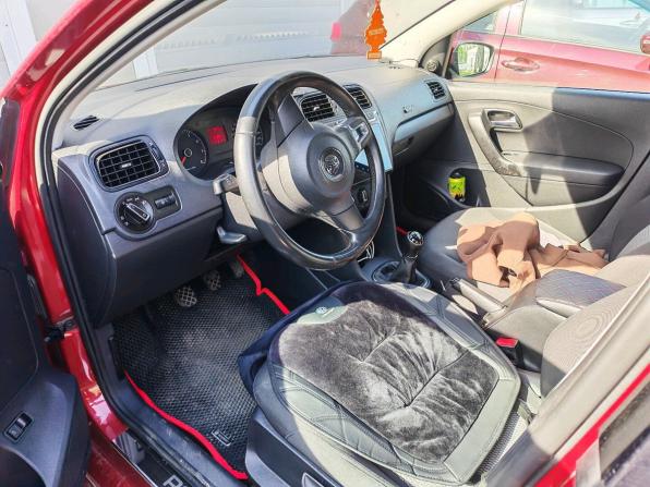 Volkswagen Polo V с пробегом 2014 года, цена 699 000 рублей, 196000 км, седан, Автокод Объявления