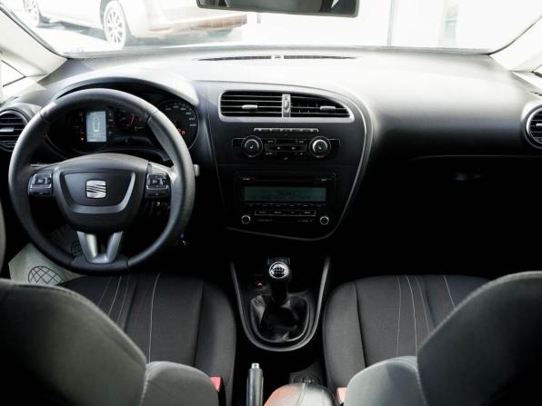 SEAT Leon II Рестайлинг с пробегом 2012 года, цена 520 000 рублей, 230663 км, хэтчбек, Автокод Объявления