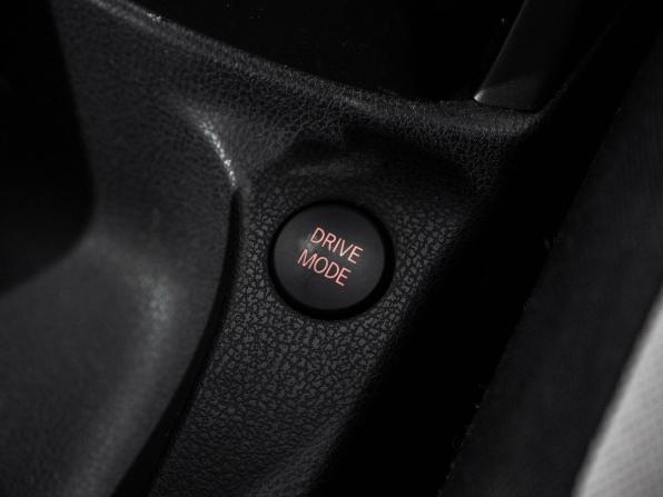 Nissan Note II Рестайлинг с пробегом 2016 года, цена 945 000 рублей, 201908 км, хэтчбек, Автокод Объявления