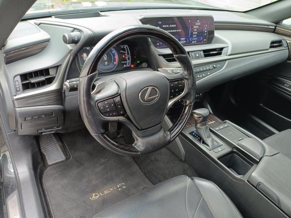Lexus ES VII с пробегом 2020 года, цена 3 999 000 рублей, 137769 км, седан, Автокод Объявления