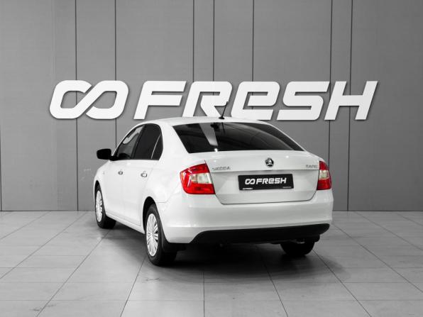 Skoda Rapid I с пробегом 2015 года, цена 979 000 рублей, 118339 км, лифтбек, Автокод Объявления