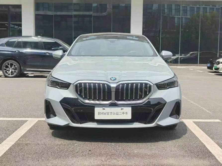 BMW 5 серии VIII (G60/G61/G68) Краснодар  - изображение 3