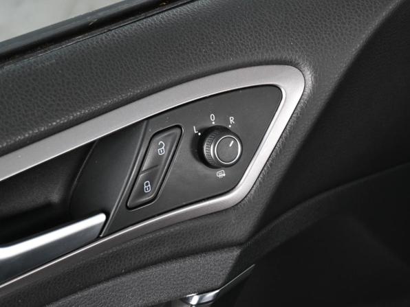 Volkswagen Golf VII с пробегом 2014 года, цена 1 159 000 рублей, 239879 км, хэтчбек, Автокод Объявления