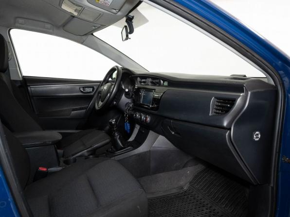 Toyota Corolla XI (E160 E170 E180) с пробегом 2013 года, цена 900 000 рублей, 221960 км, седан, Автокод Объявления