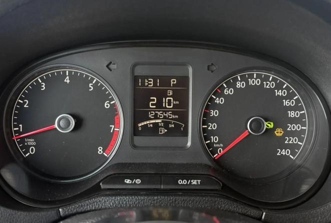 Volkswagen Polo V Рестайлинг с пробегом 2018 года, цена 1 349 000 рублей, 127456 км, седан, Автокод Объявления