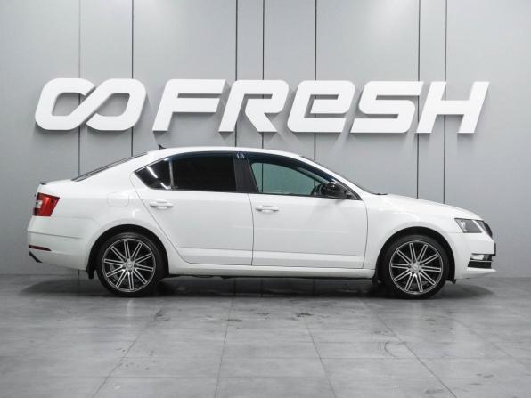 Skoda Octavia III (A7) Рестайлинг с пробегом 2017 года, цена 1 839 000 рублей, 131227 км, лифтбек, Автокод Объявления