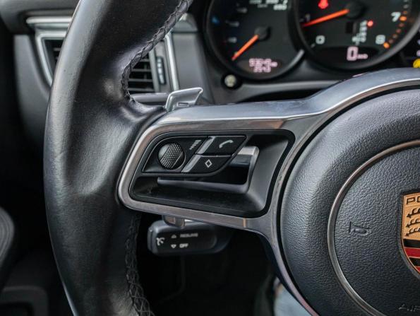 Porsche Macan I с пробегом 2018 года, цена 3 299 000 рублей, 93649 км, внедорожник, Автокод Объявления
