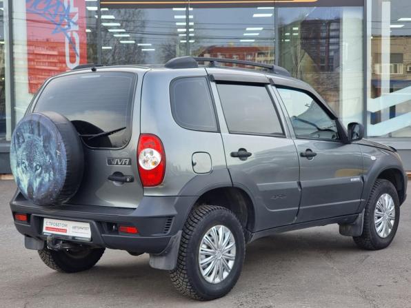 Chevrolet Niva I Рестайлинг с пробегом 2018 года, цена 639 000 рублей, 91404 км, внедорожник, Автокод Объявления