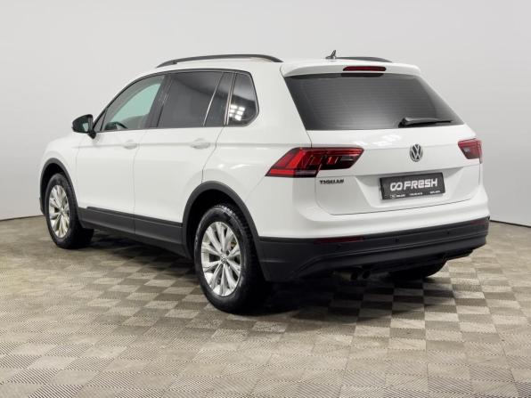 Volkswagen Tiguan II с пробегом 2018 года, цена 2 098 900 рублей, 133360 км, внедорожник, Автокод Объявления