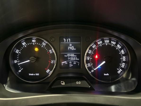 Skoda Rapid I с пробегом 2014 года, цена 830 000 рублей, 143682 км, лифтбек, Автокод Объявления