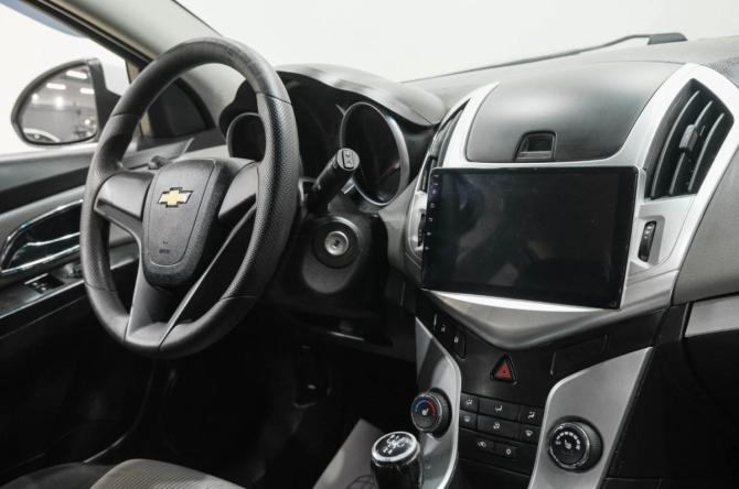 Chevrolet Cruze I Рестайлинг с пробегом 2014 года, цена 679 000 рублей, 180000 км, хэтчбек, Автокод Объявления