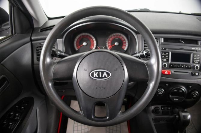 Kia Rio II Рестайлинг с пробегом 2011 года, цена 749 000 рублей, 143000 км, седан, Автокод Объявления