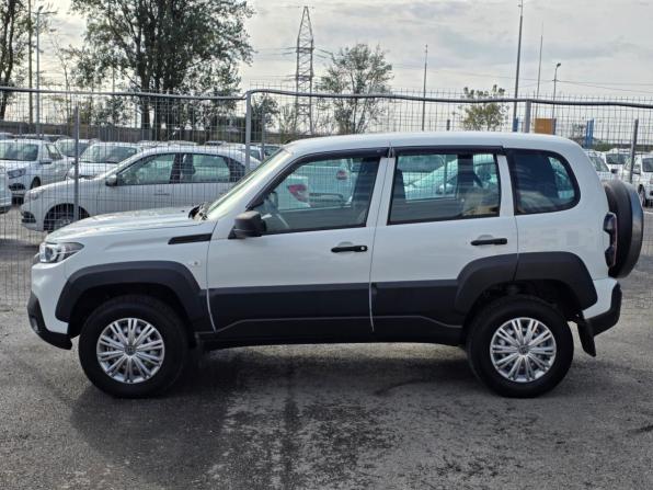 Lada (ВАЗ) Niva Travel I с пробегом 2024 года, цена 1 100 000 рублей, 15000 км, внедорожник, Автокод Объявления