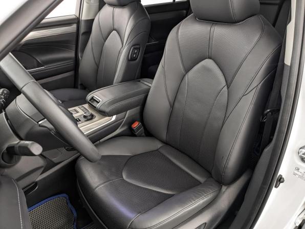 Toyota Highlander IV (XU70) с пробегом 2024 года, цена 4 940 000 рублей, 34400 км, внедорожник, Автокод Объявления