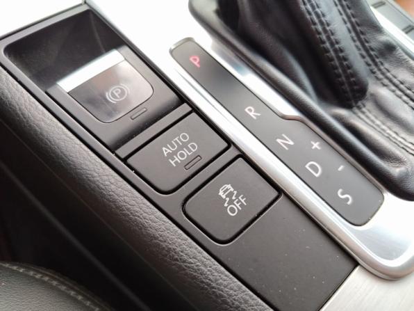 Volkswagen Passat CC I Рестайлинг с пробегом 2012 года, цена 1 229 000 рублей, 172610 км, седан, Автокод Объявления