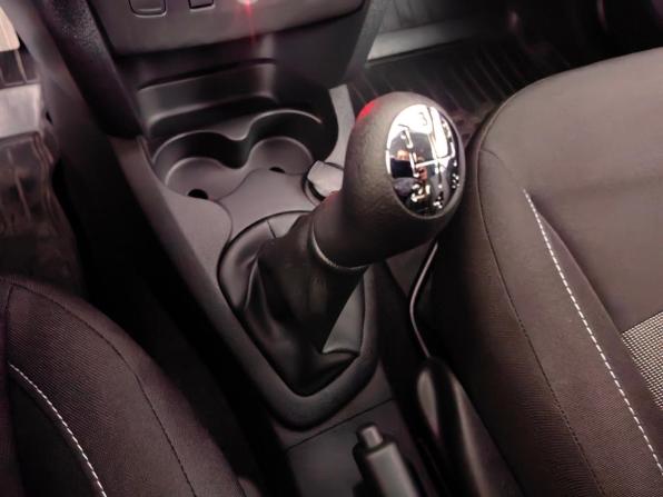 Renault Logan II Рестайлинг с пробегом 2019 года, цена 1 275 000 рублей, 30000 км, седан, Автокод Объявления