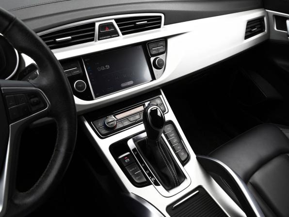 Geely Atlas I с пробегом 2021 года, цена 1 799 000 рублей, 111817 км, внедорожник, Автокод Объявления