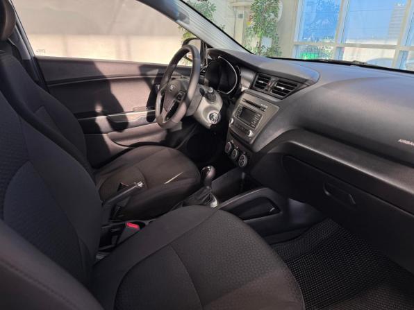 Kia Rio III Рестайлинг с пробегом 2016 года, цена 1 110 000 рублей, 145000 км, седан, Автокод Объявления