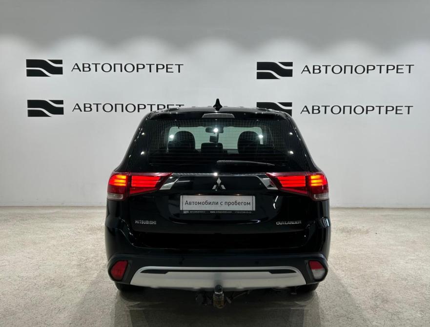 Mitsubishi Outlander III Рестайлинг 3 Санкт-Петербург  - изображение 6