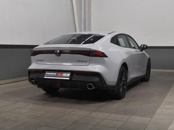 Changan UNI-V I с пробегом 2024 года, цена 2 599 995 рублей, 23784 км, лифтбек, Автокод Объявления