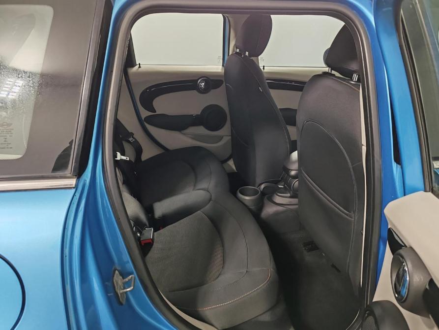 Mini Hatch III (F55/F56) Москва  - изображение 12