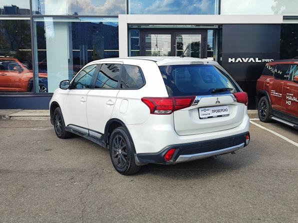 Mitsubishi Outlander III Рестайлинг 2 с пробегом 2016 года, цена 1 499 000 рублей, 203176 км, внедорожник, Автокод Объявления