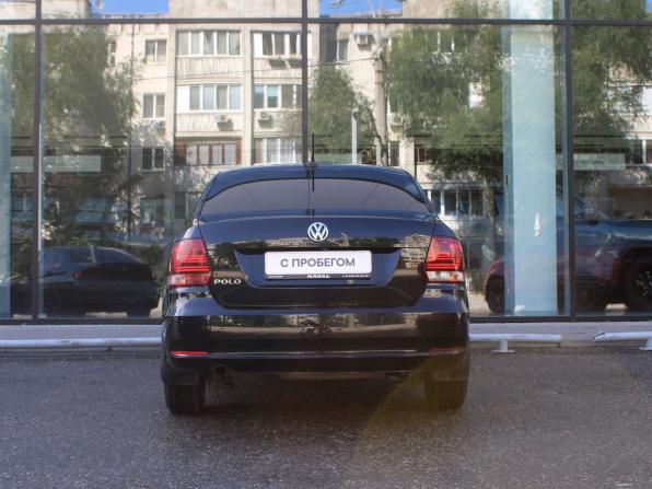 Volkswagen Polo V Рестайлинг с пробегом 2018 года, цена 1 340 000 рублей, 90000 км, седан, Автокод Объявления