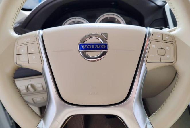 Volvo XC60 I с пробегом 2012 года, цена 1 490 000 рублей, 260350 км, внедорожник, Автокод Объявления