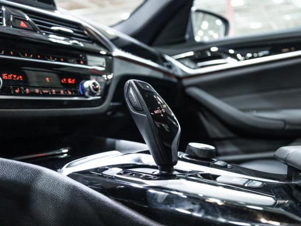 BMW 5 серии VII (G30/G31/G38) с пробегом 2019 года, цена 3 199 700 рублей, 120893 км, седан, Автокод Объявления