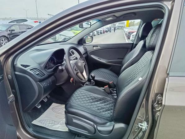 Hyundai Solaris I Рестайлинг с пробегом 2016 года, цена 924 995 рублей, 157163 км, седан, Автокод Объявления