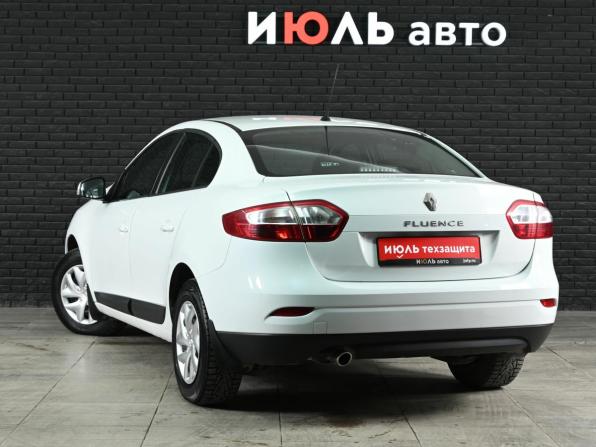 Renault Fluence I Рестайлинг с пробегом 2013 года, цена 770 000 рублей, 211103 км, седан, Автокод Объявления