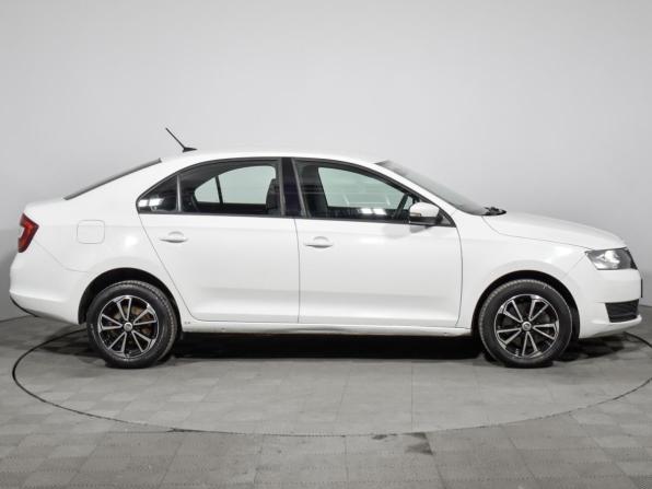 Skoda Rapid I Рестайлинг с пробегом 2018 года, цена 1 077 960 рублей, 74877 км, лифтбек, Автокод Объявления