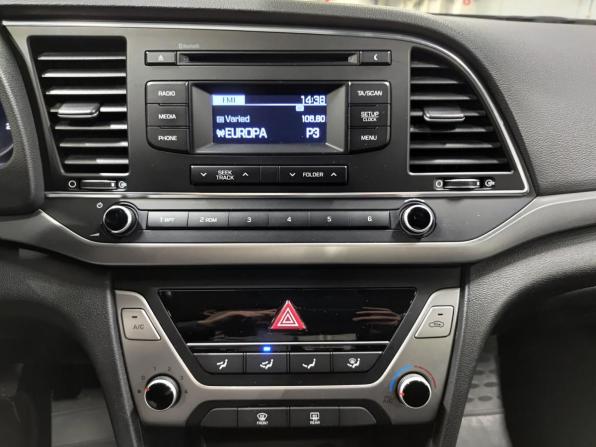 Hyundai Elantra VI (AD) с пробегом 2017 года, цена 1 365 000 рублей, 122007 км, седан, Автокод Объявления