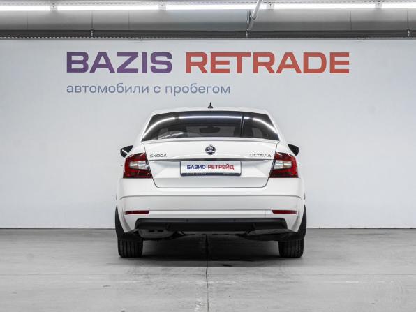 Skoda Octavia III (A7) Рестайлинг с пробегом 2018 года, цена 2 190 000 рублей, 105834 км, лифтбек, Автокод Объявления