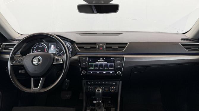 Skoda Superb III с пробегом 2016 года, цена 1 600 000 рублей, 176973 км, лифтбек, Автокод Объявления