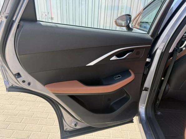 Omoda C5 I с пробегом 2022 года, цена 1 555 000 рублей, 89135 км, внедорожник, Автокод Объявления
