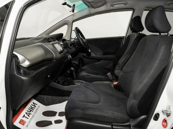 Honda Fit II с пробегом 2011 года, цена 749 500 рублей, 213509 км, хэтчбек, Автокод Объявления