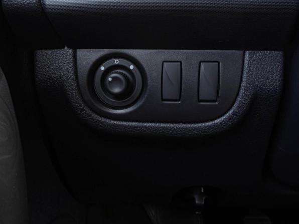 Renault Sandero II Рестайлинг с пробегом 2020 года, цена 1 299 000 рублей, 64162 км, хэтчбек, Автокод Объявления