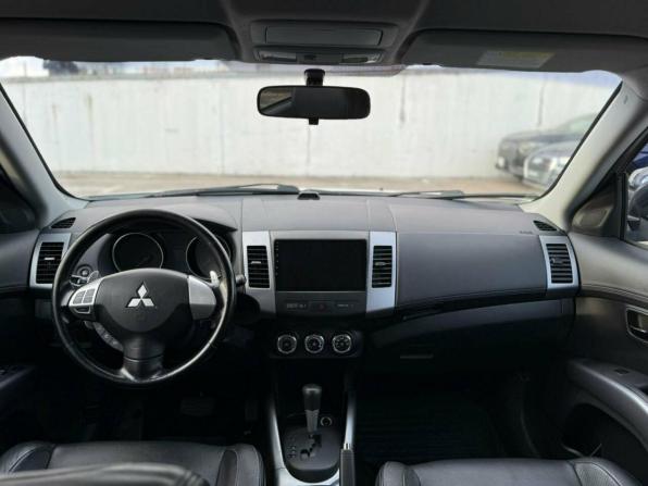 Mitsubishi Outlander II Рестайлинг с пробегом 2009 года, цена 1 270 000 рублей, 98800 км, внедорожник, Автокод Объявления