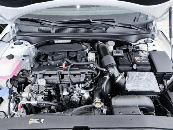 Hyundai Lafesta I Рестайлинг с пробегом 2025 года, цена 2 990 000 рублей, 72 км, седан, Автокод Объявления