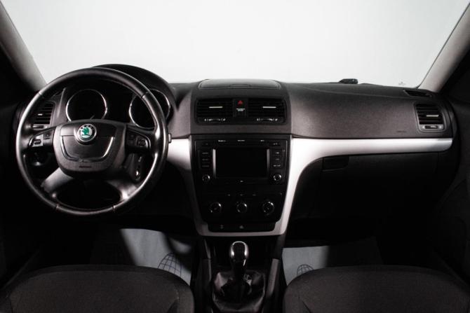 Skoda Yeti I с пробегом 2012 года, цена 1 299 000 рублей, 139000 км, внедорожник, Автокод Объявления