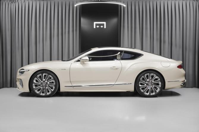 Новый Bentley Continental GT IV 2025 года, цена 48 396 800 рублей, купе, Автокод Объявления